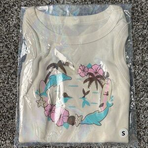 SUZIE B FITNESS TANKTOP. SIZE SMALL. KHAKI COLOR. BRAND NWT.